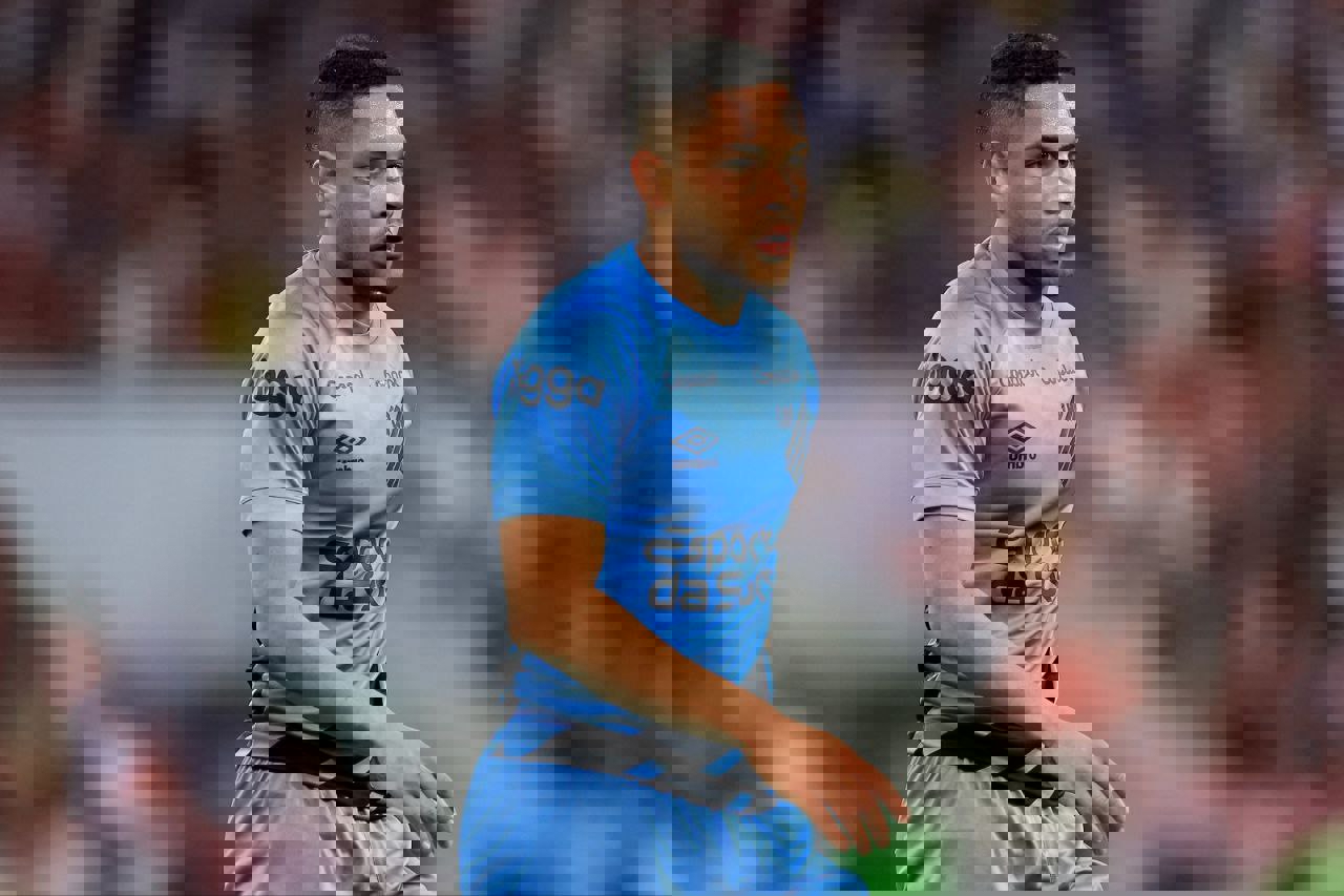 1897080