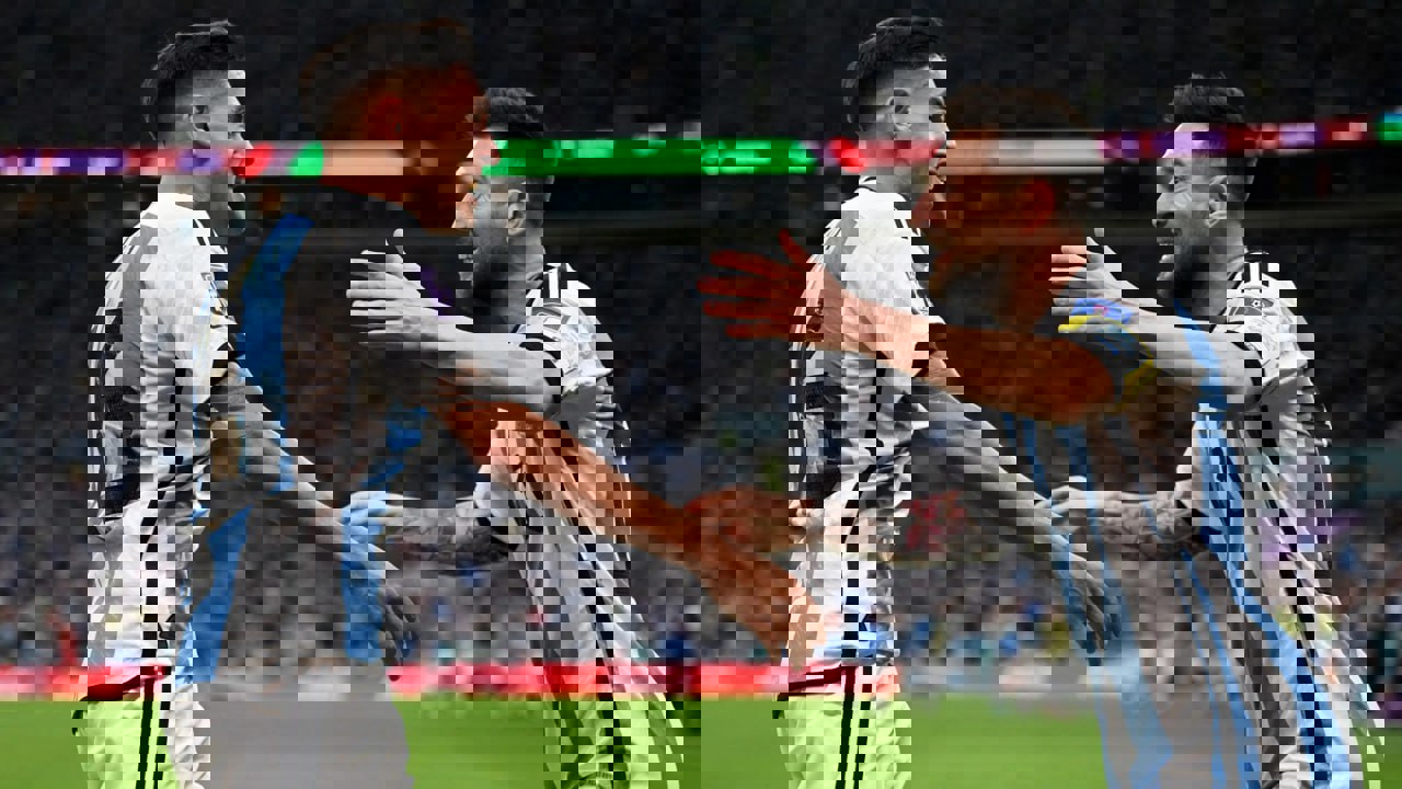 1897134