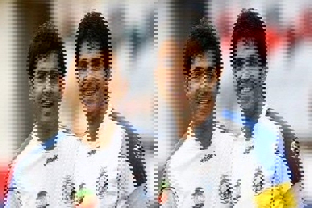 1897165