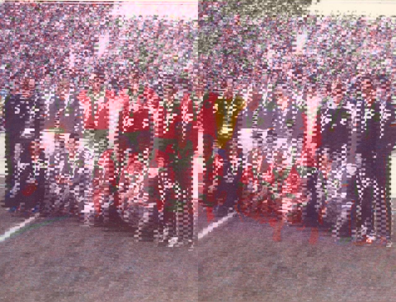 1897172