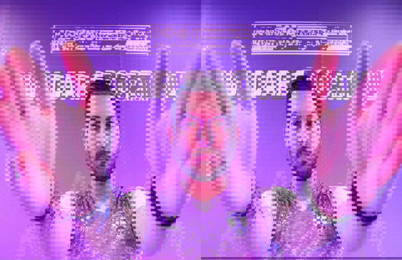 1897313