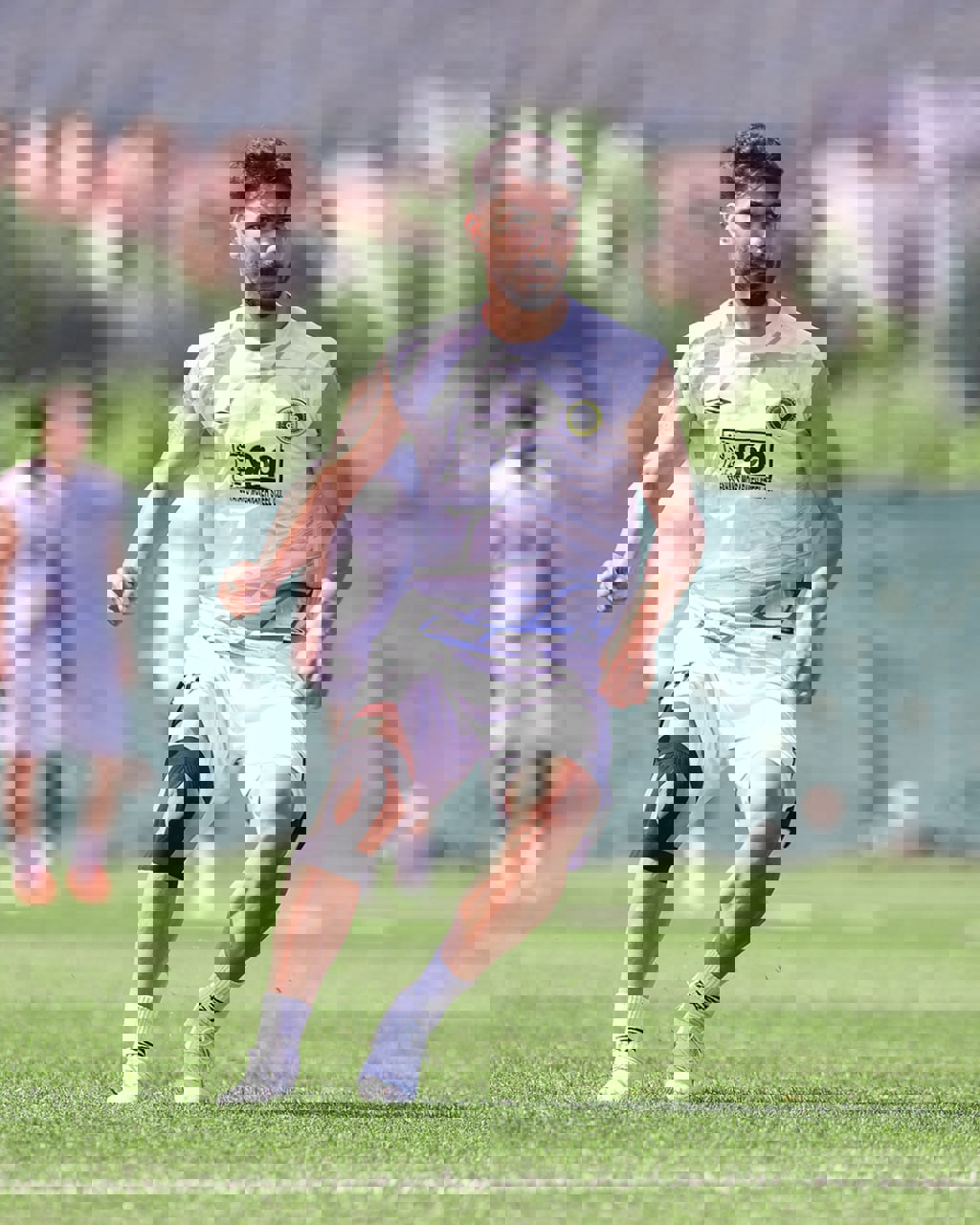 1897293