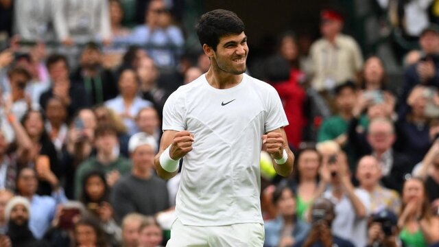 آلکاراس به دنیل مدودف رسید