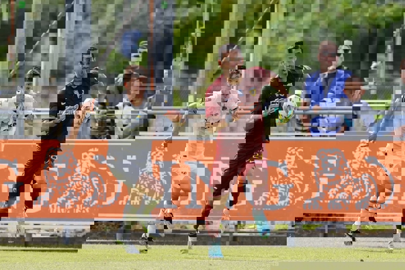 1897727