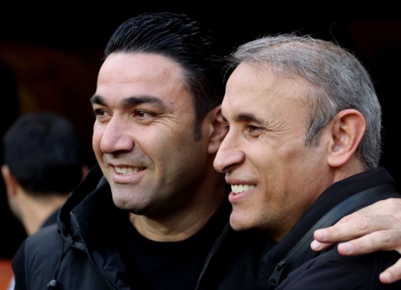 تعجب نکونام از دیدن یحیی: مگر امروز بازی ندارید؟