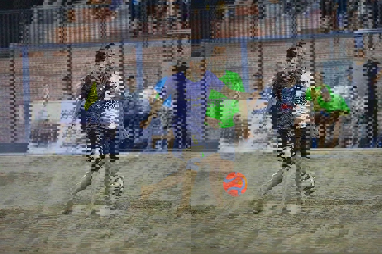 1898117
