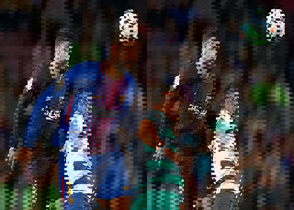 1898159