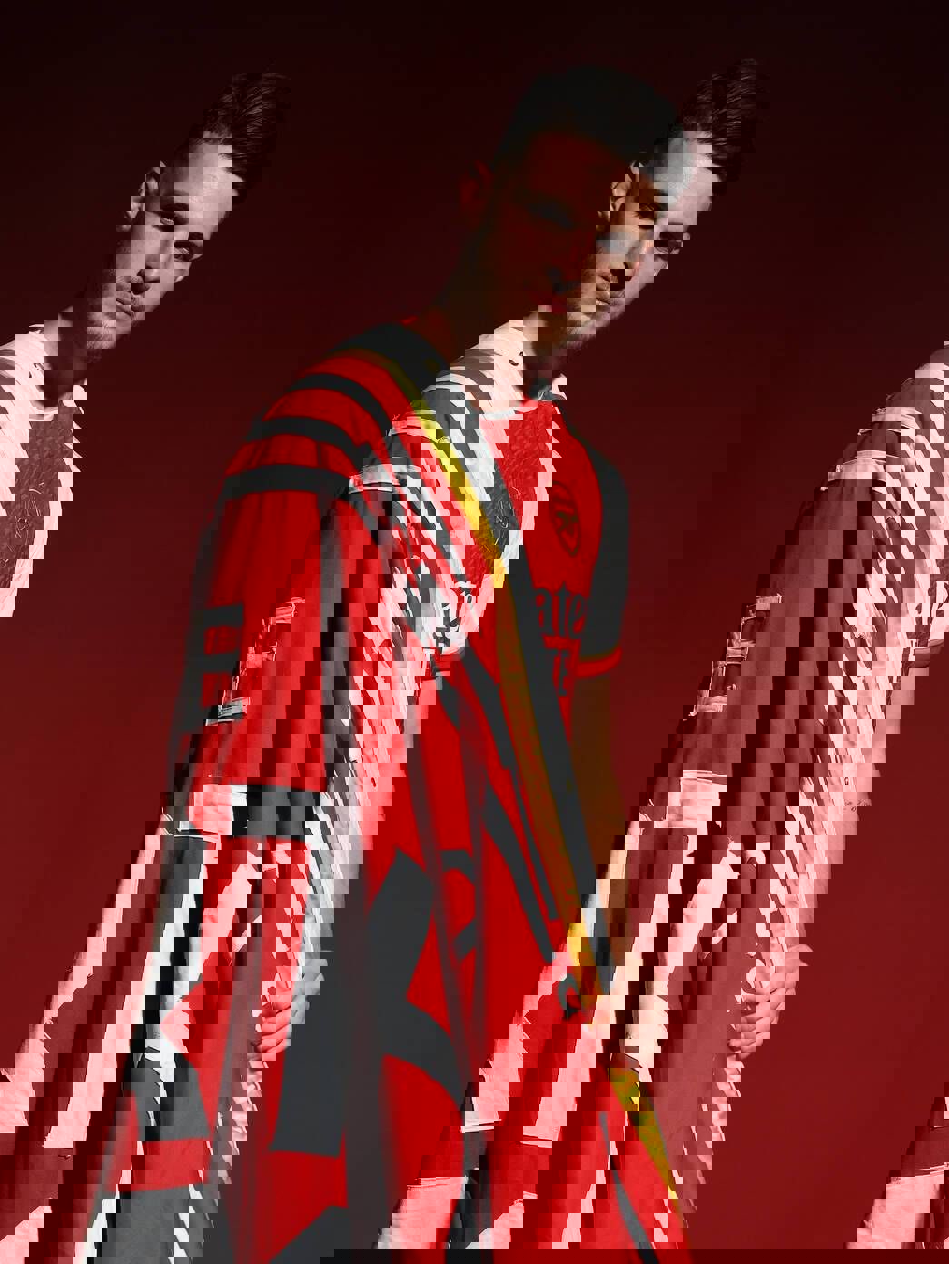 1898219