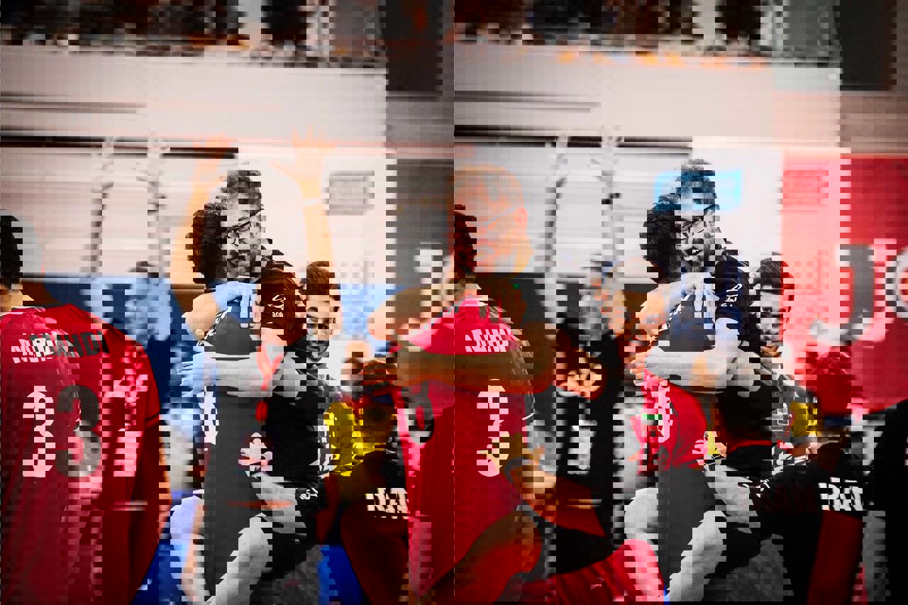 1898375