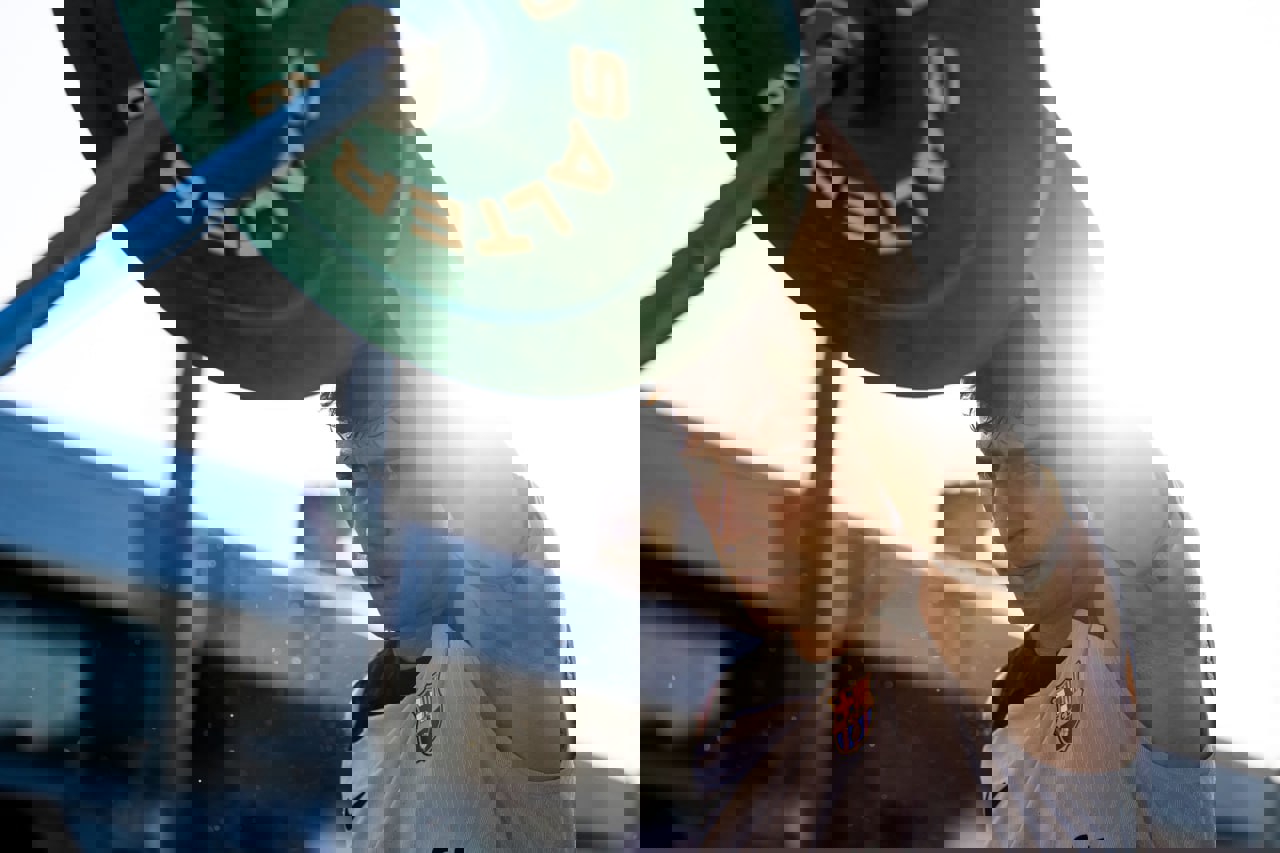 1898474