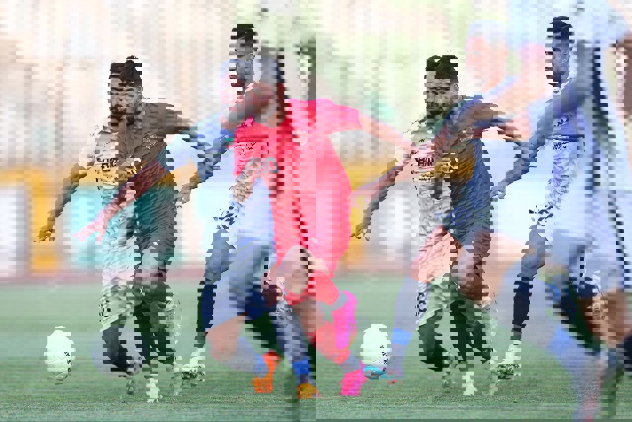 1899080