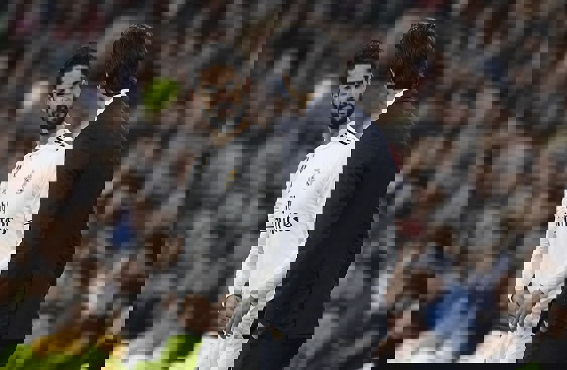 1899559