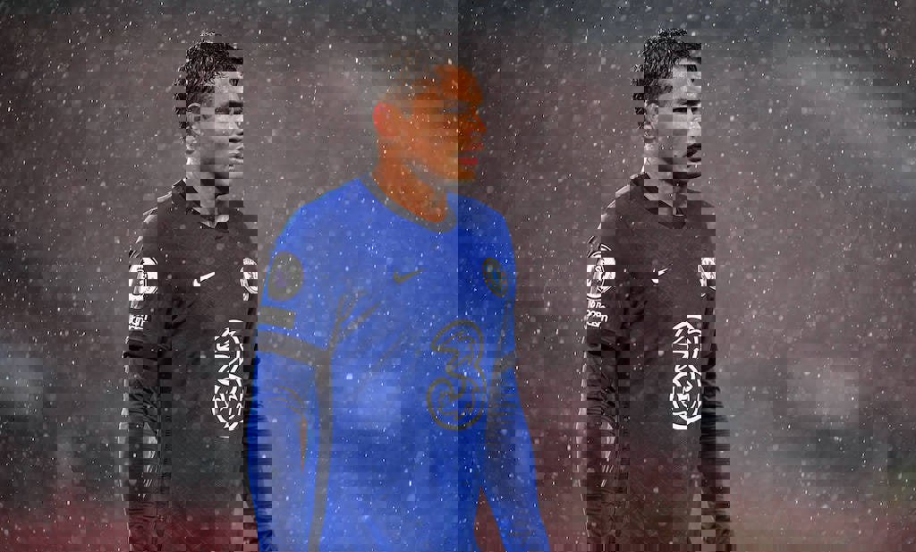 1899656