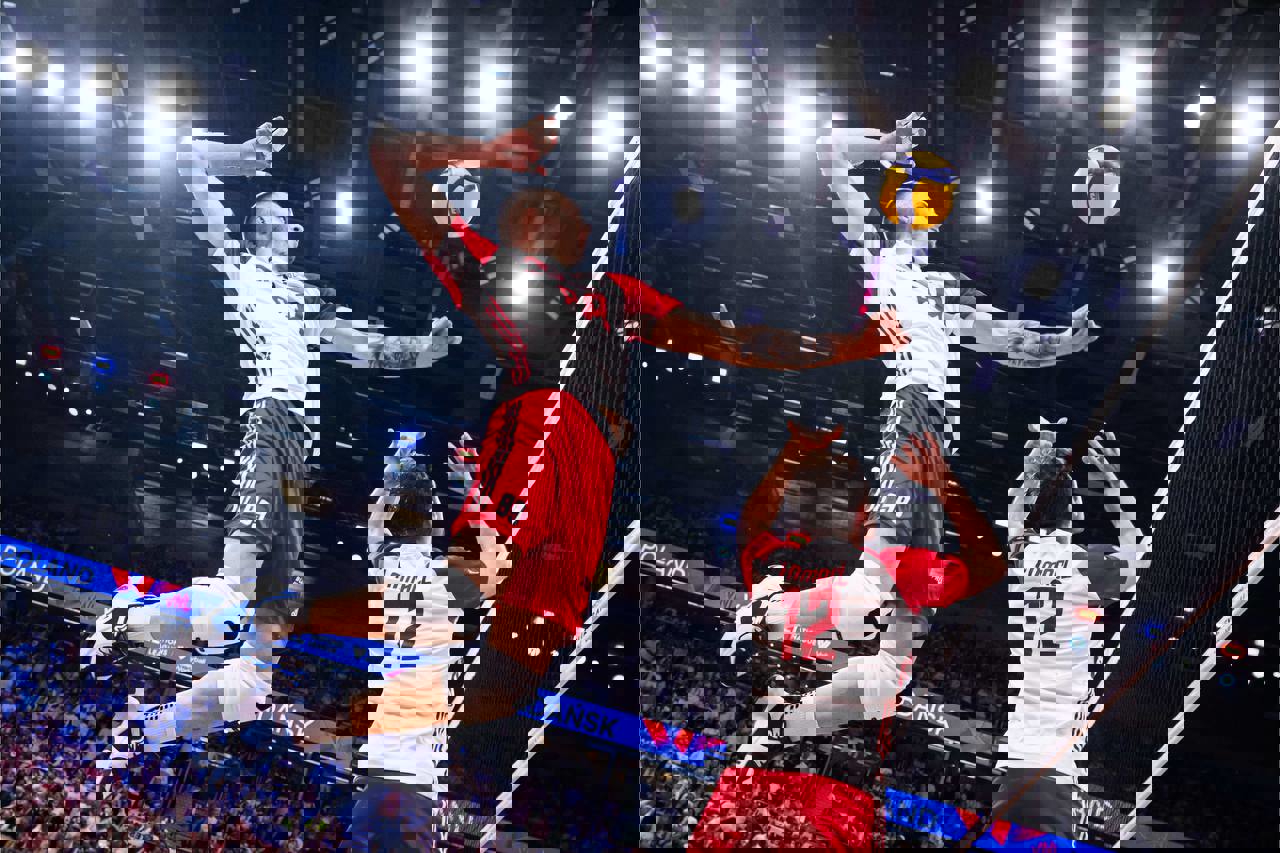 1900111