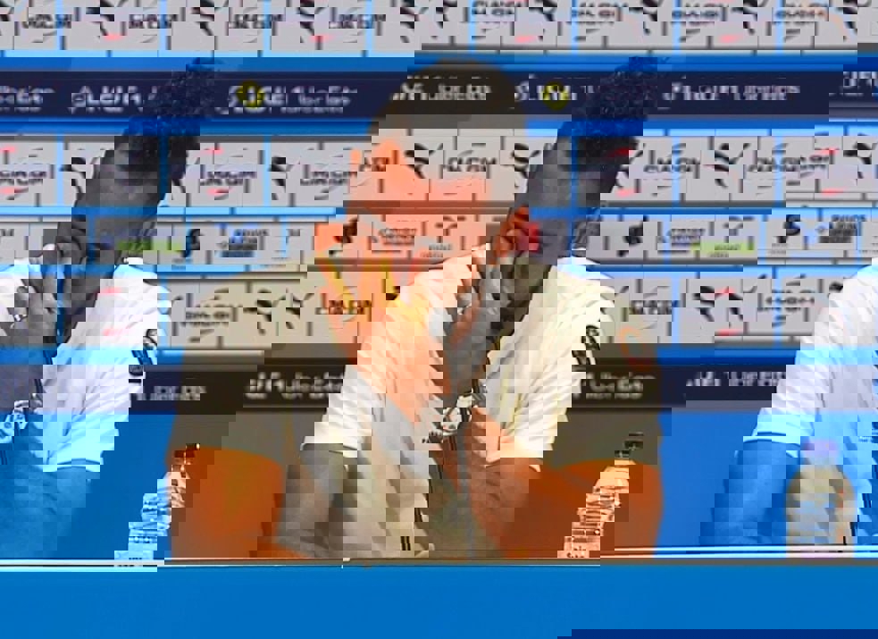 1900290