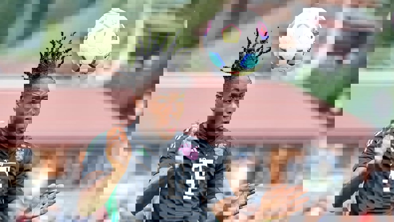 1900347