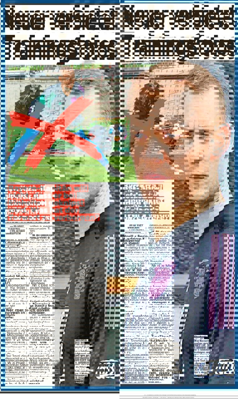 1900352