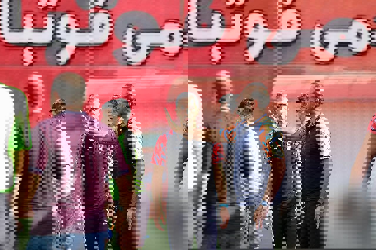 1900804