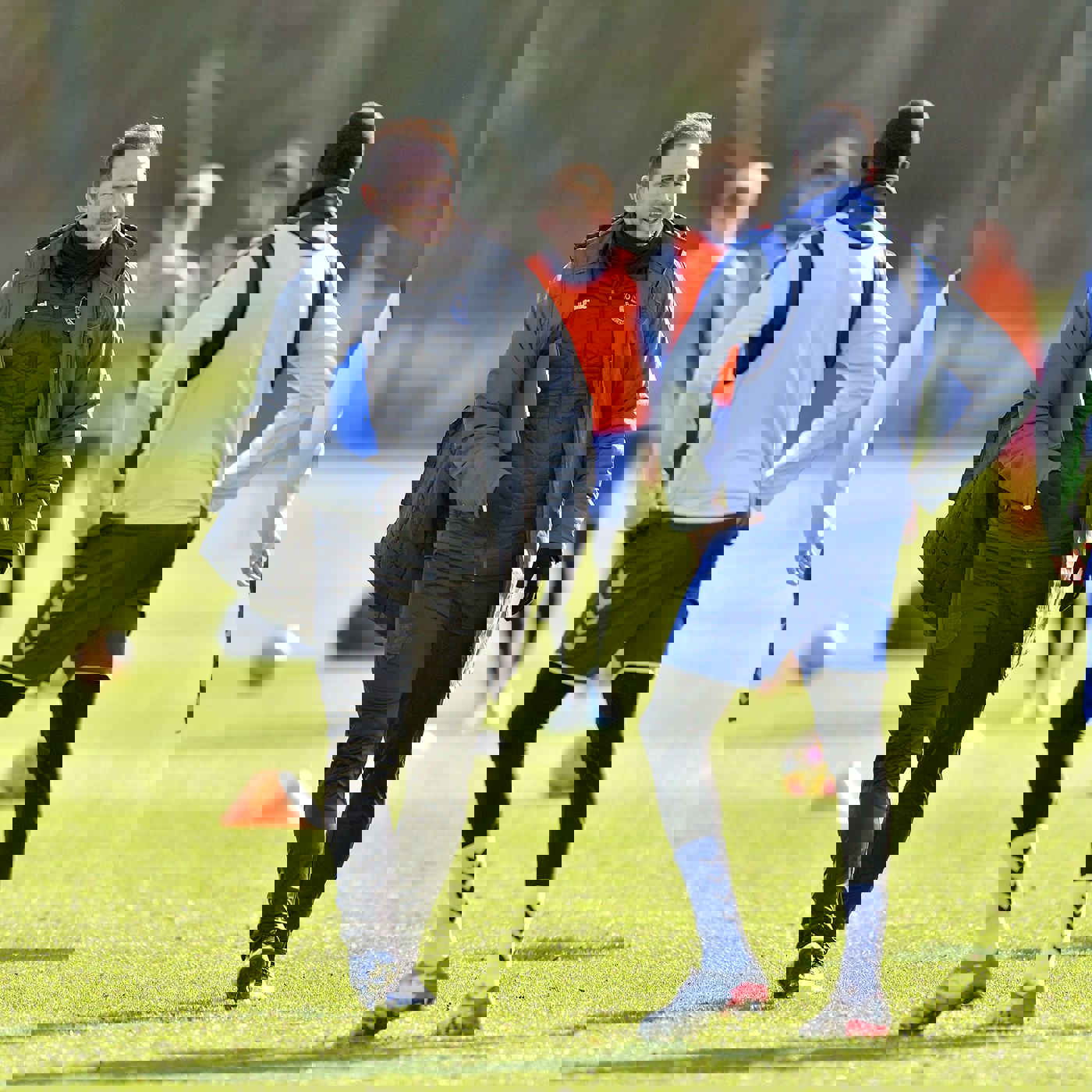 1900539