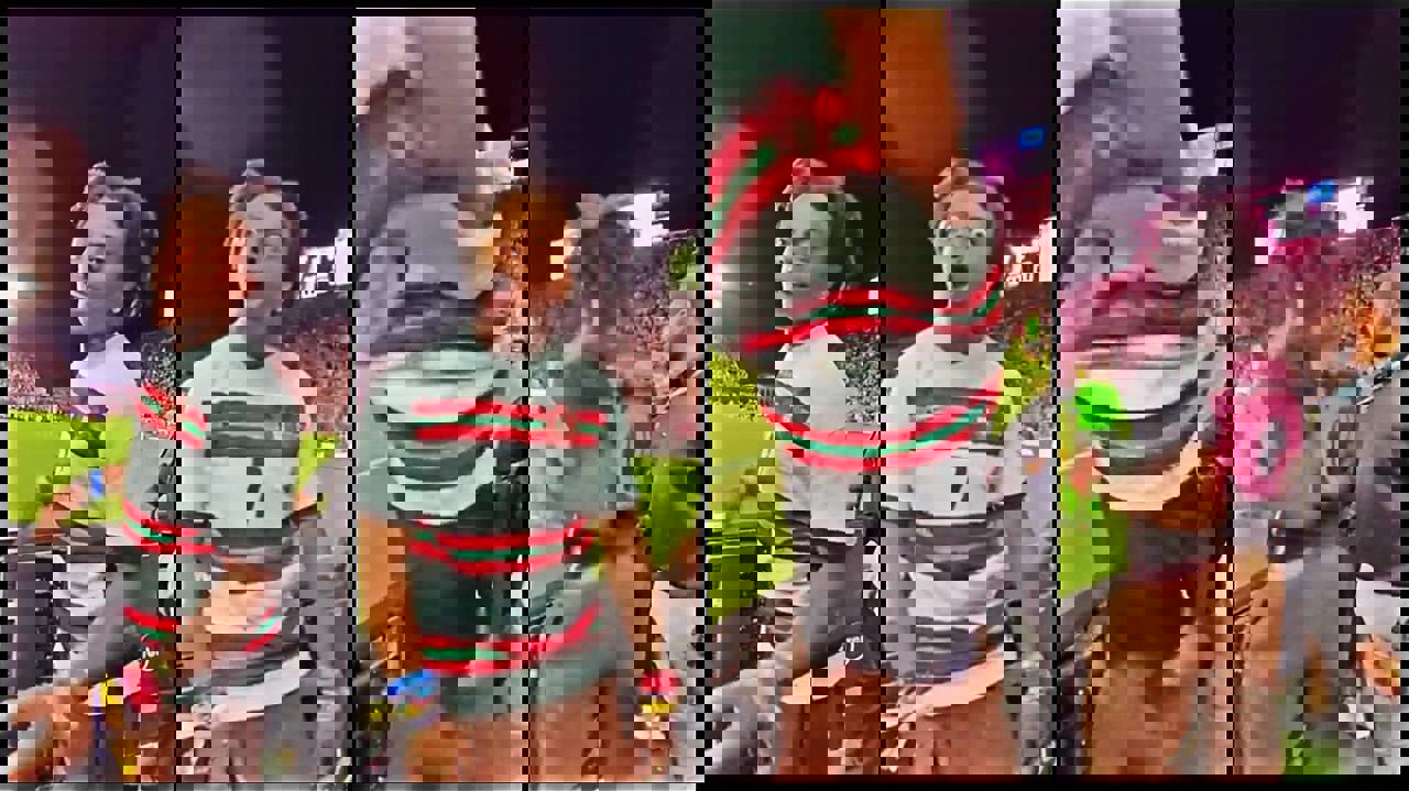 1900516