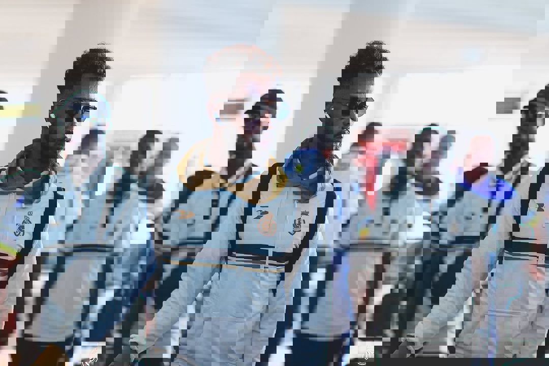 1900578