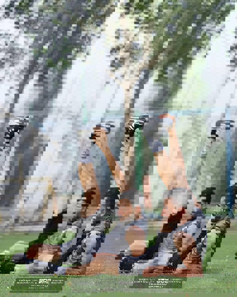 1900623