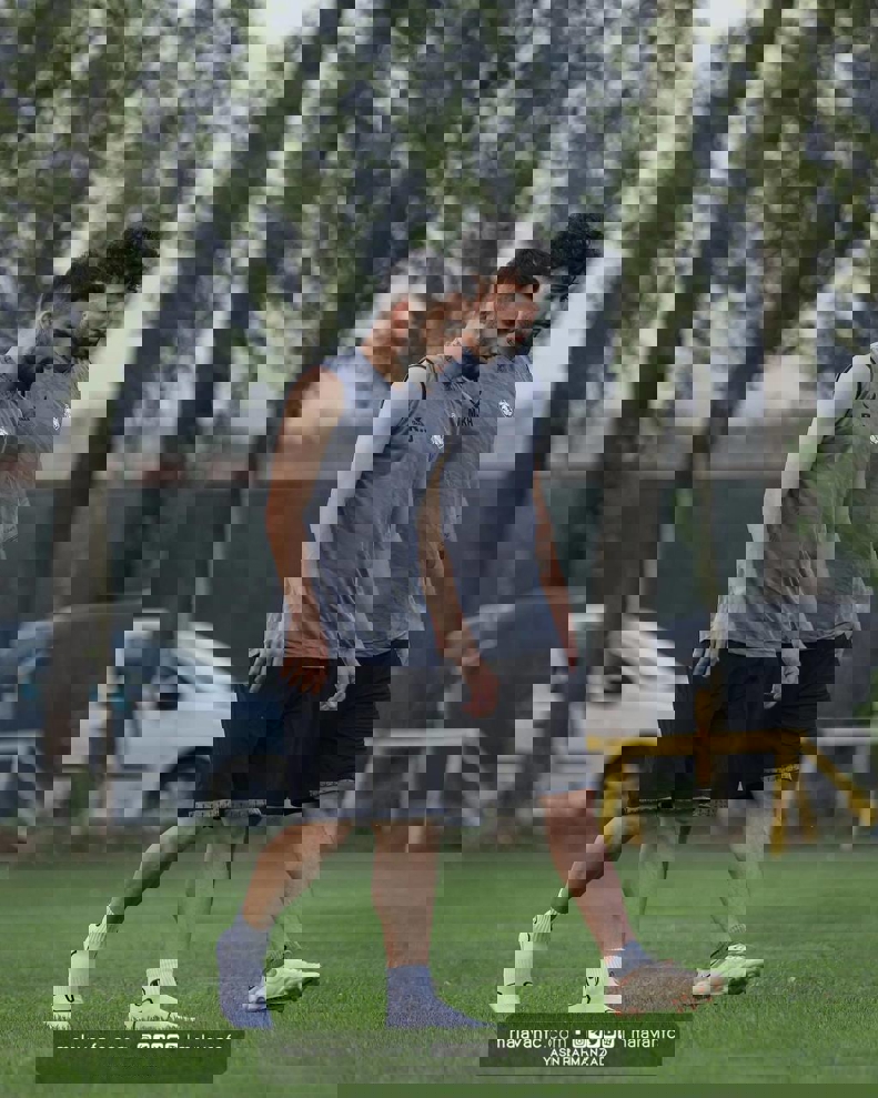 1900624