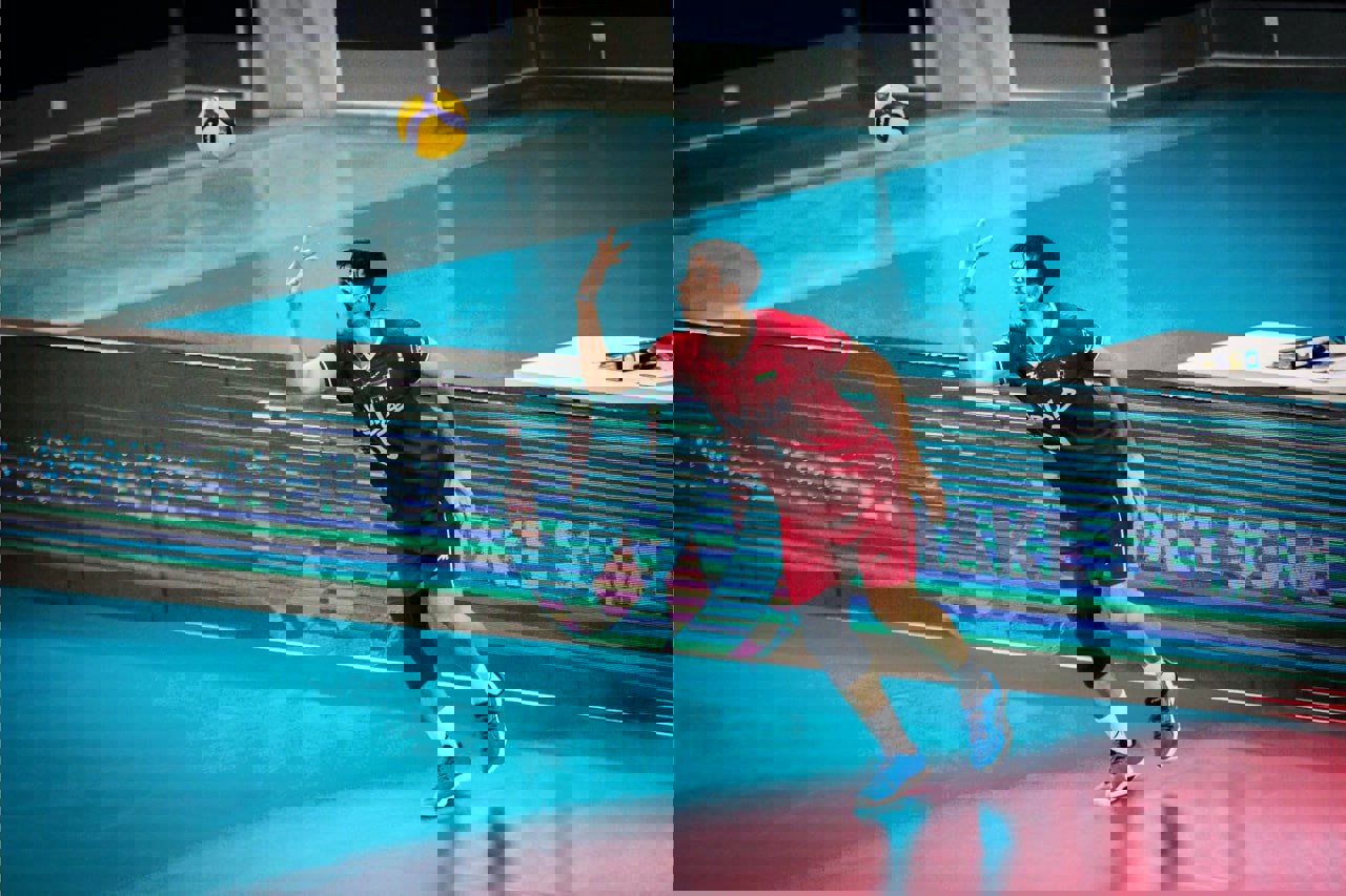 1900621