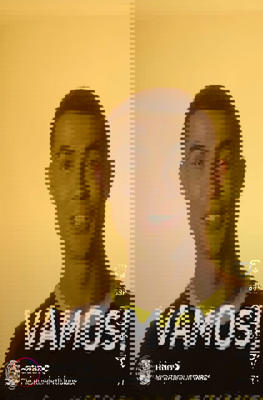 1900696