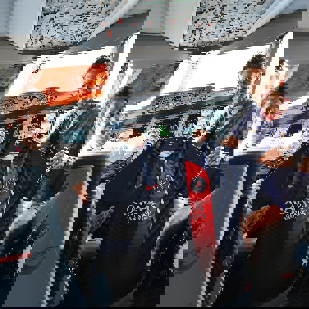 1900721