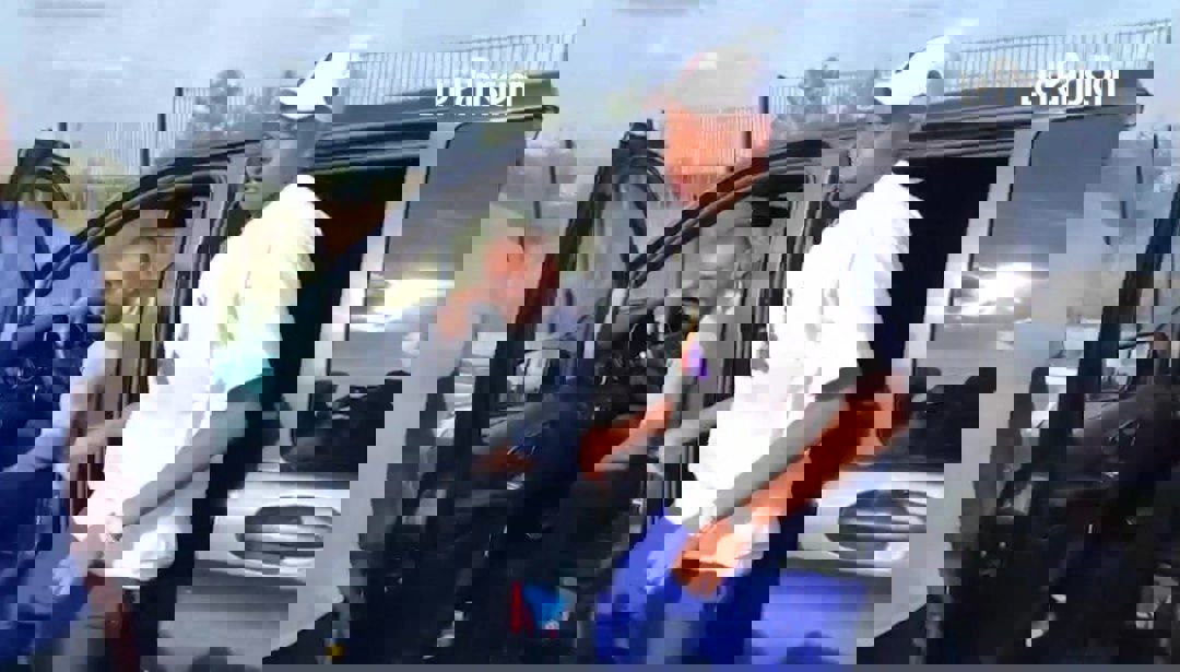 1900790