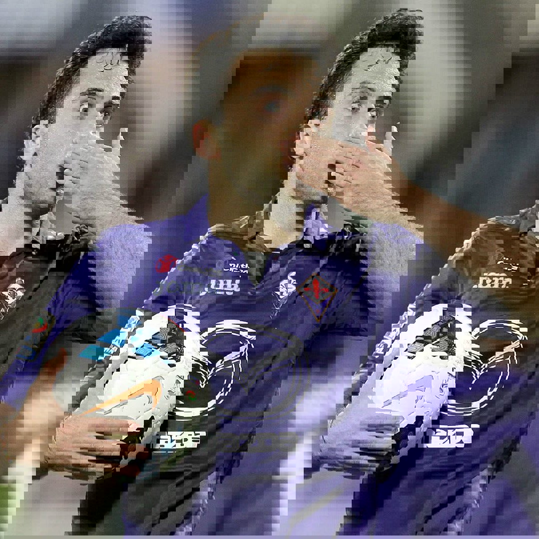 1900784