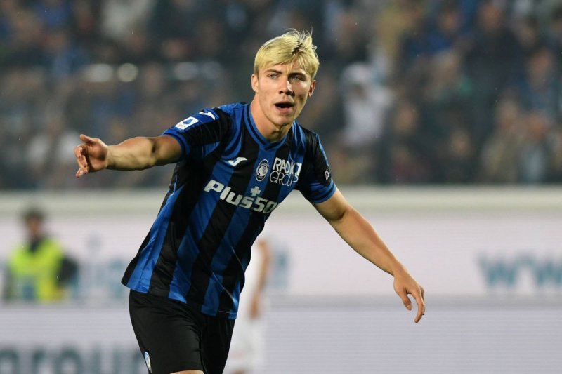 دوست داریم این ستاره بماند اما پول نداریم