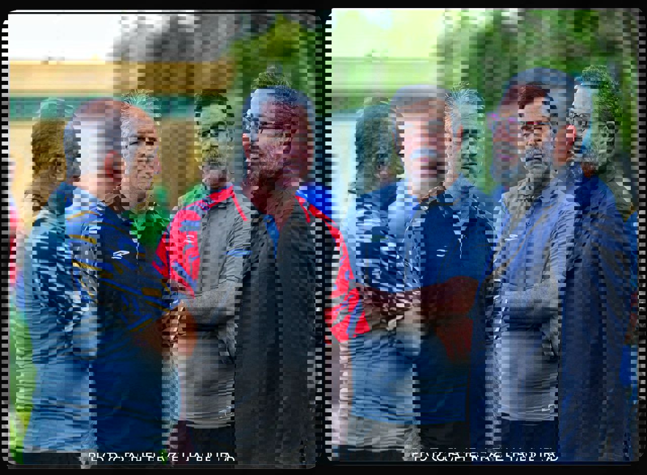 1900924