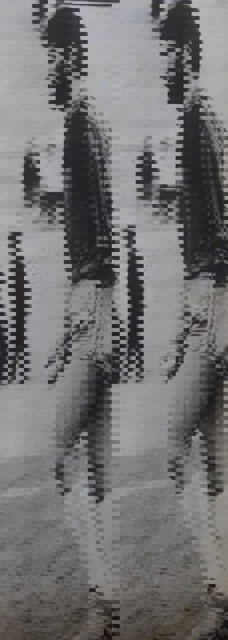 1901487
