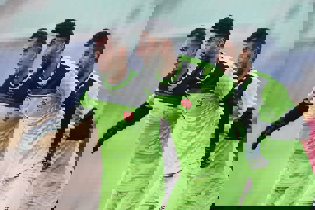 1901398