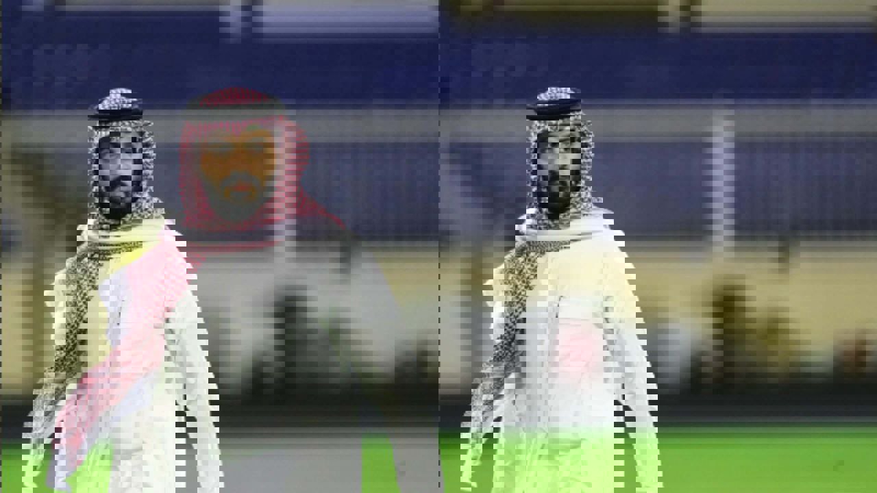 1901868