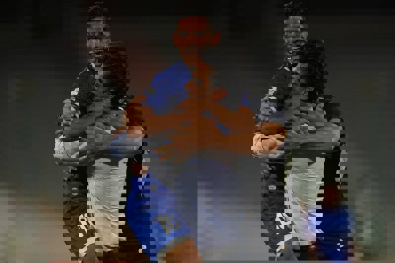 1901860
