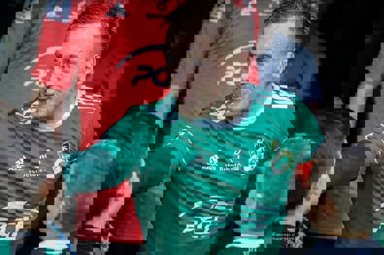 1902197