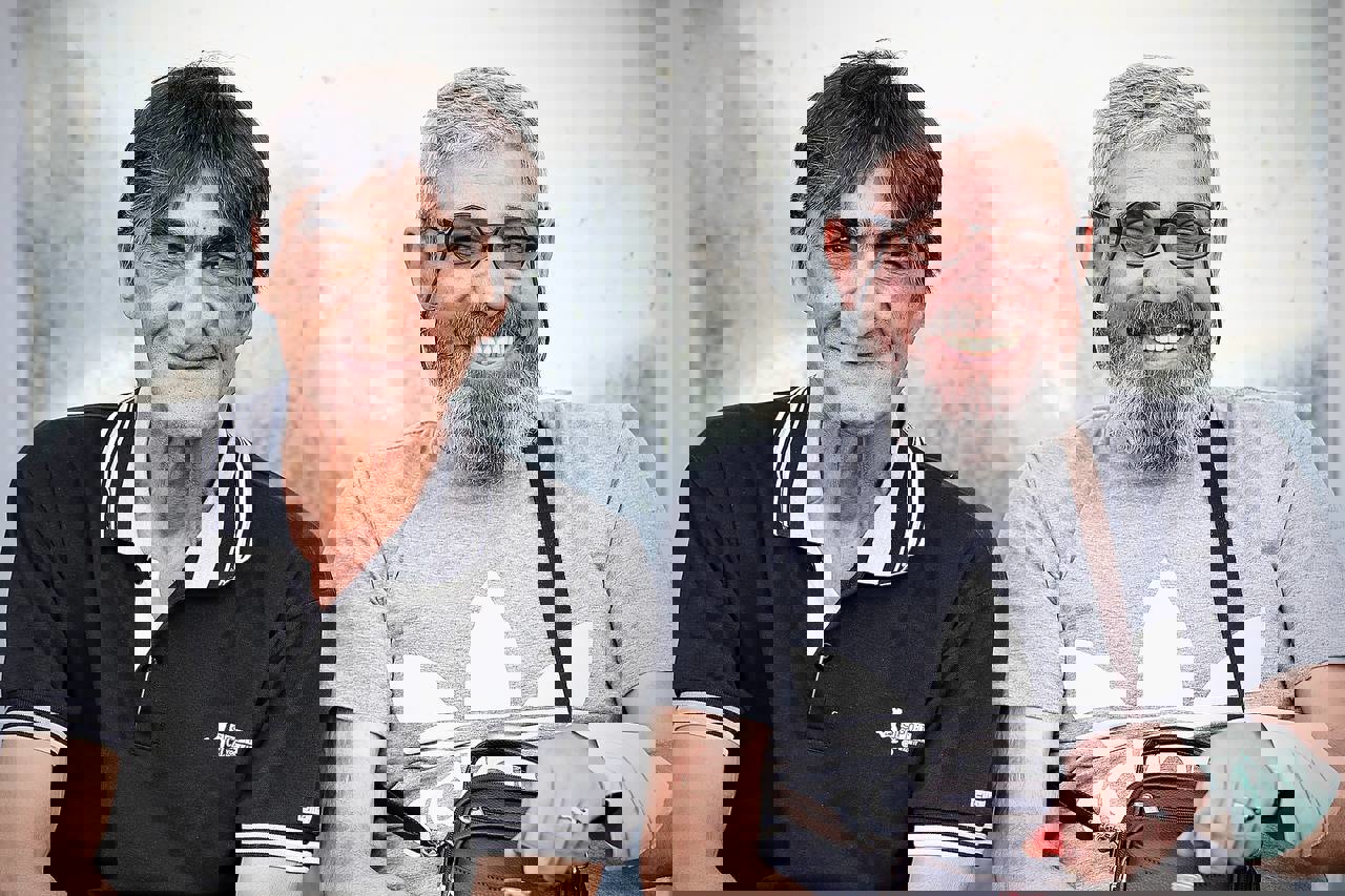1901905