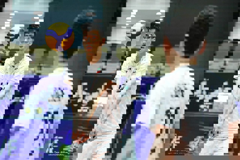 1901993