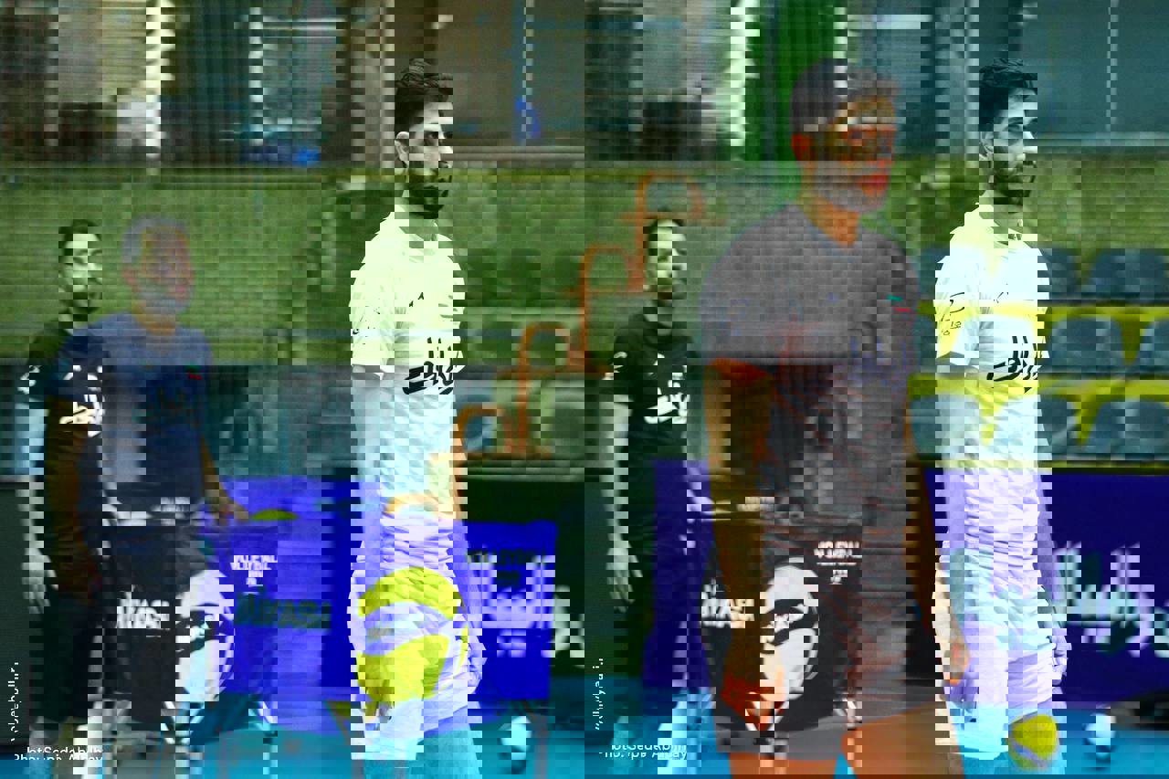 1901988
