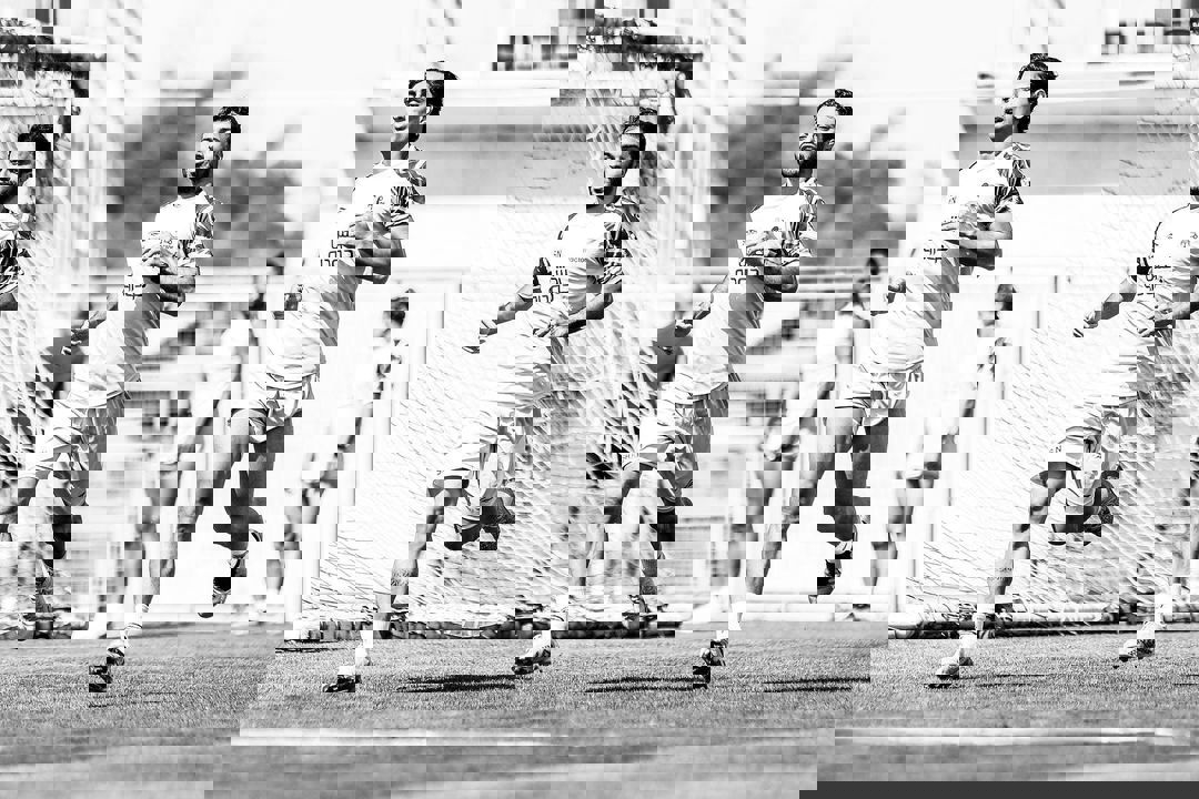 1902646