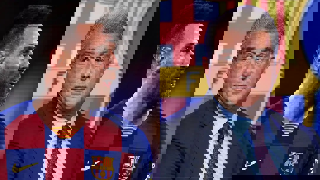 1902627