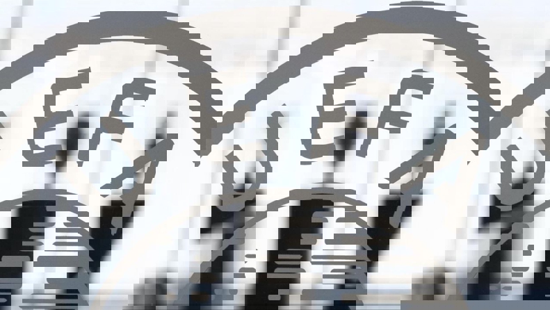 1902740