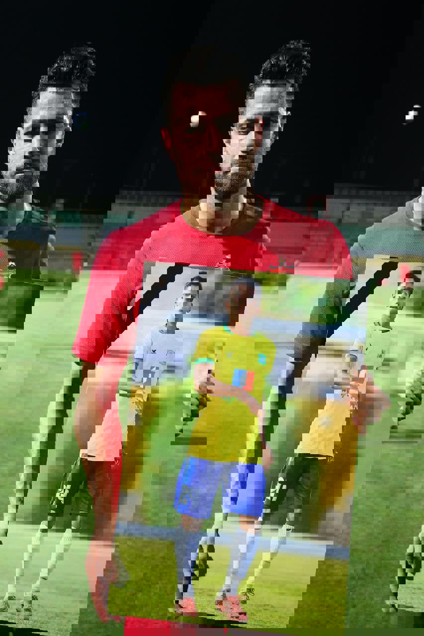 1903079
