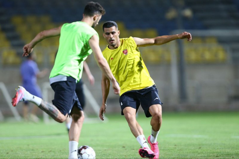 پرسپولیس برای شروع لیگ لحظه‌شماری می‌کند