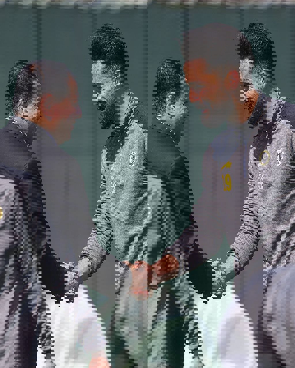 1903660