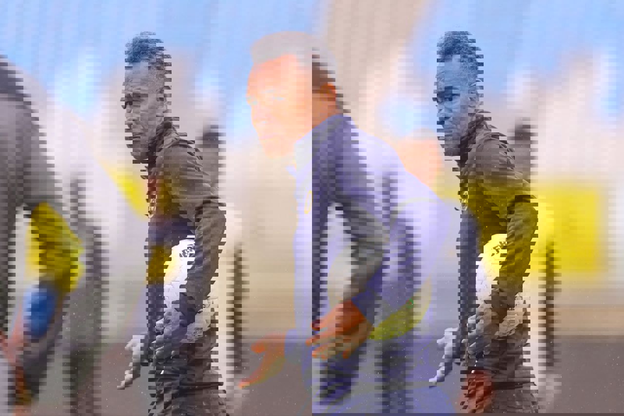 1903659