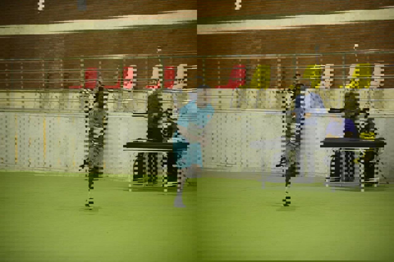 1903708